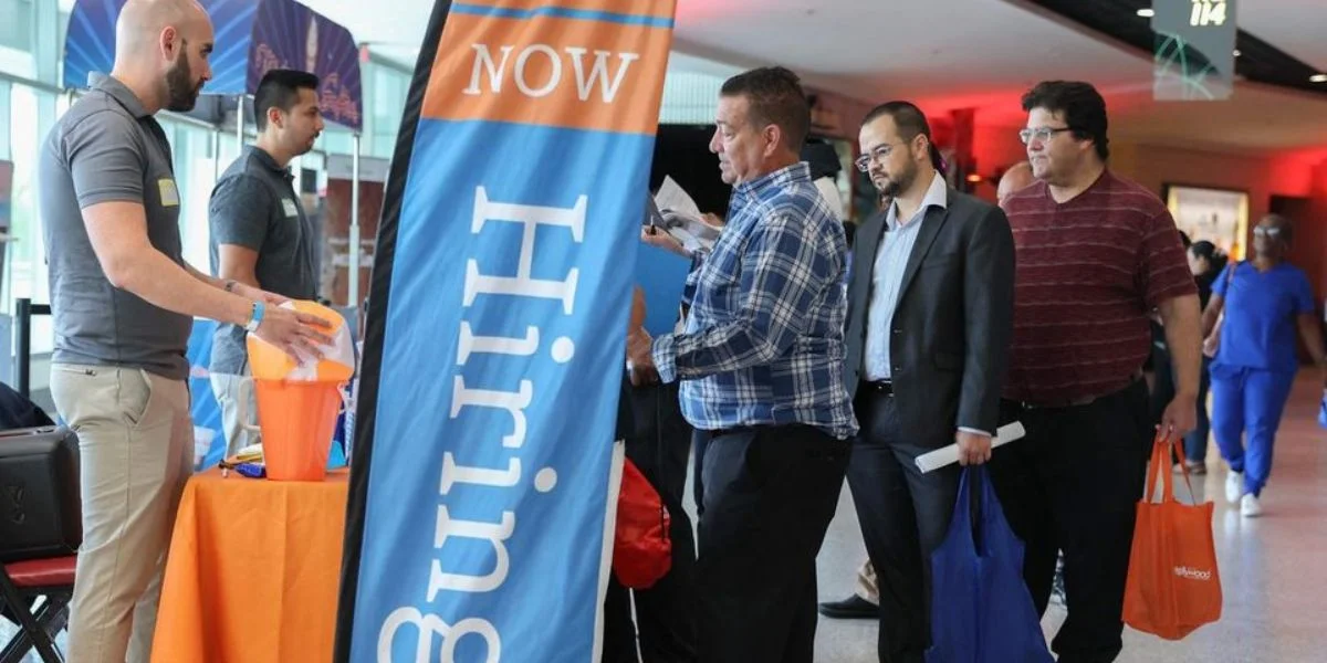 US labor market, corporate profits, economic contraction