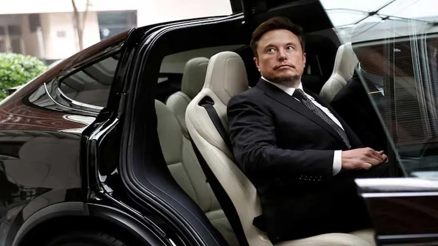 Tesla, Executive, Departure