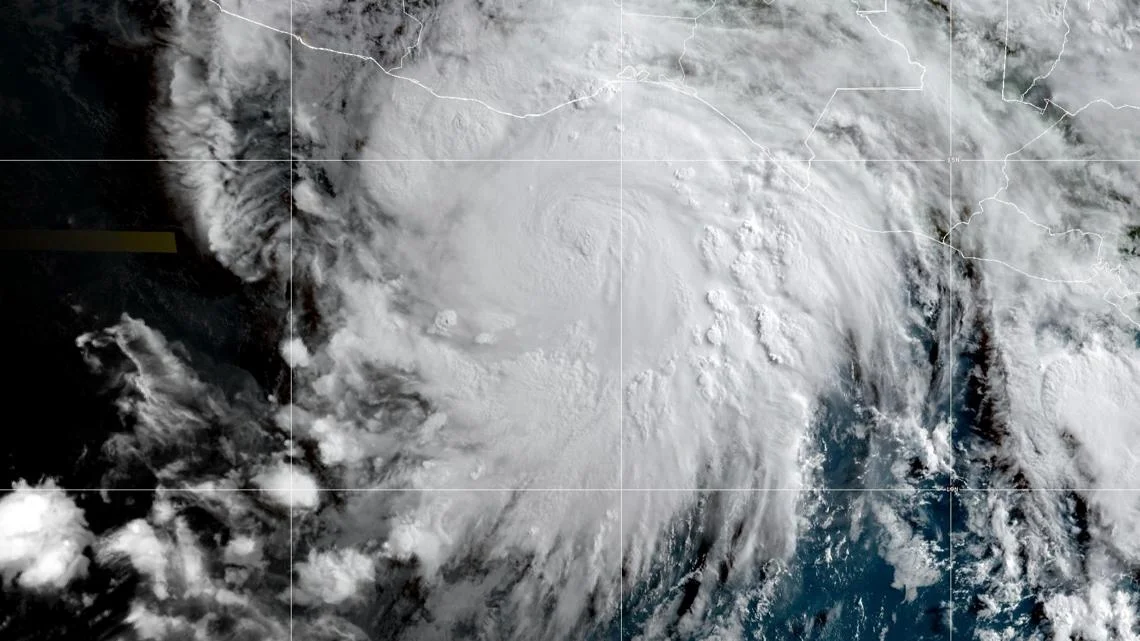 Hurricane Erick, Mexico, tropical storm, power, outage, flooding